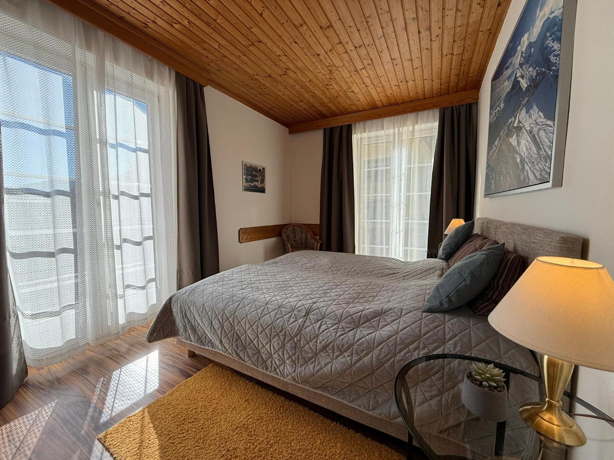 Alpina Appartements مالنتز الغرفة الصورة